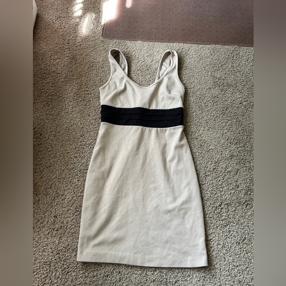 Silence + Noise beige/light taupe fitted dress with black high waist - Picture 8 of 8